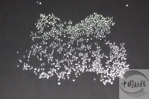 寒亭金属表面处理厂喷砂玻璃微珠清理